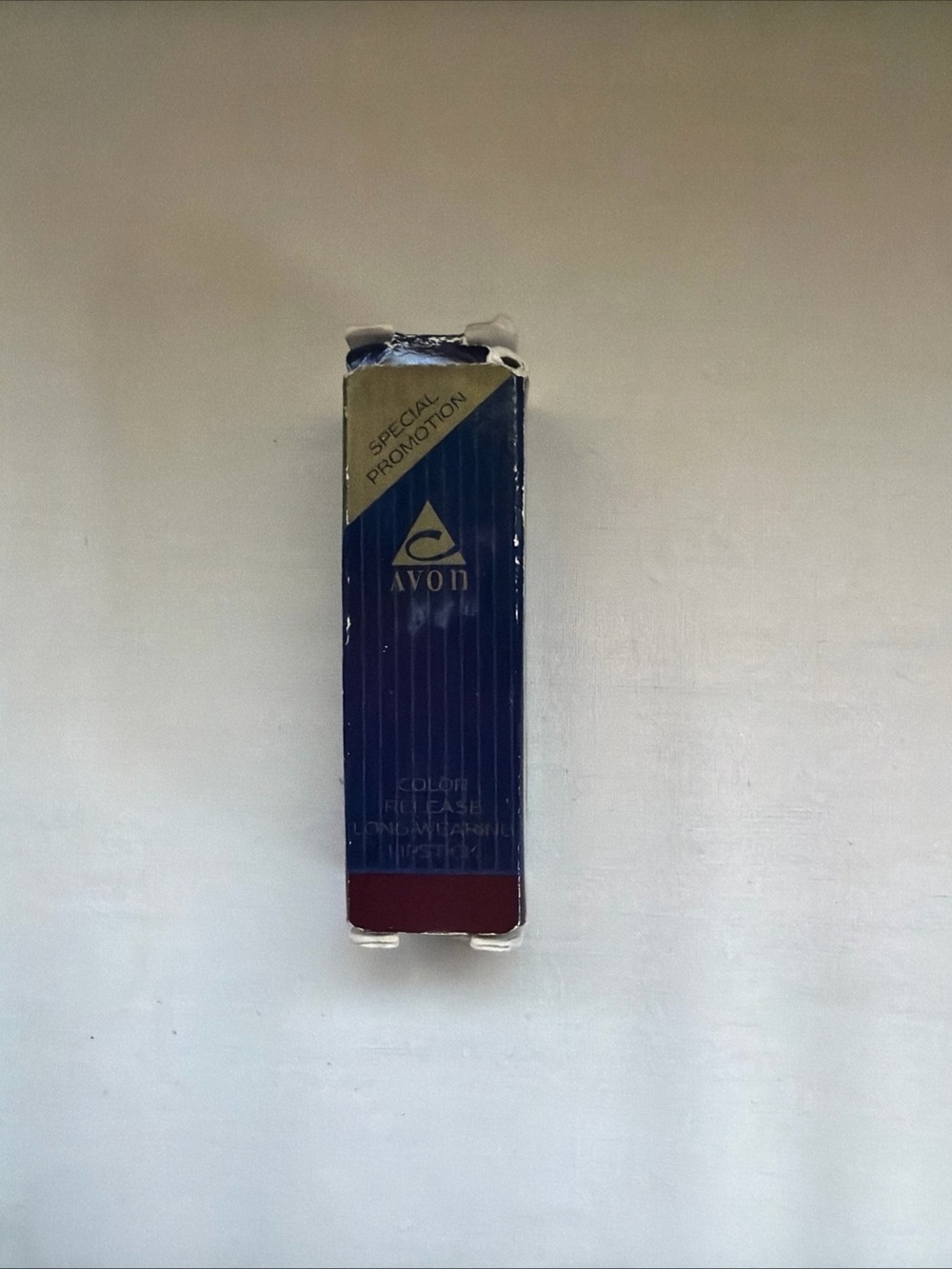Avon Color Release Long Wearing Lipstick .13 oz. Pralines& Cream